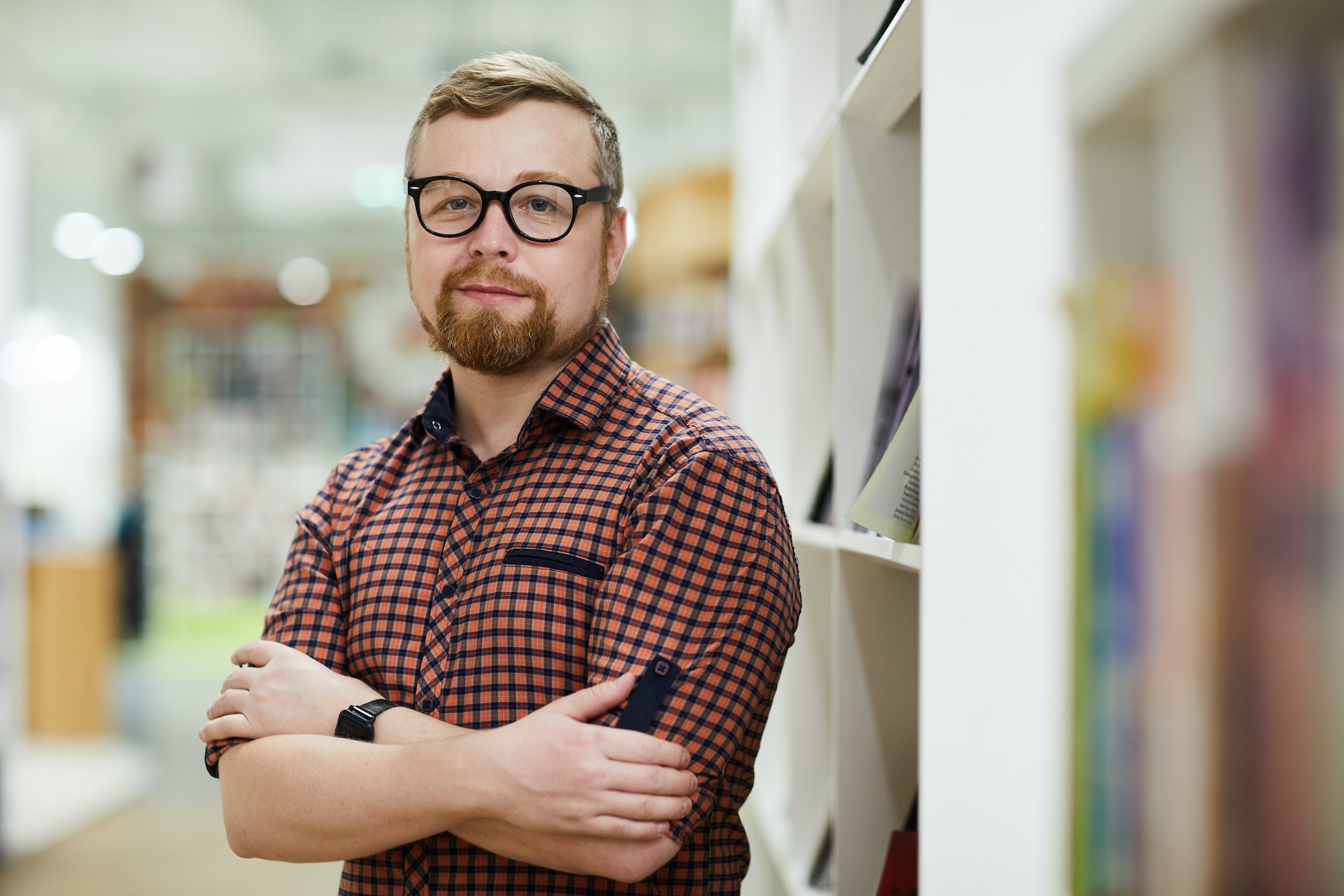 confident-bearded-bookstore-manager.jpg